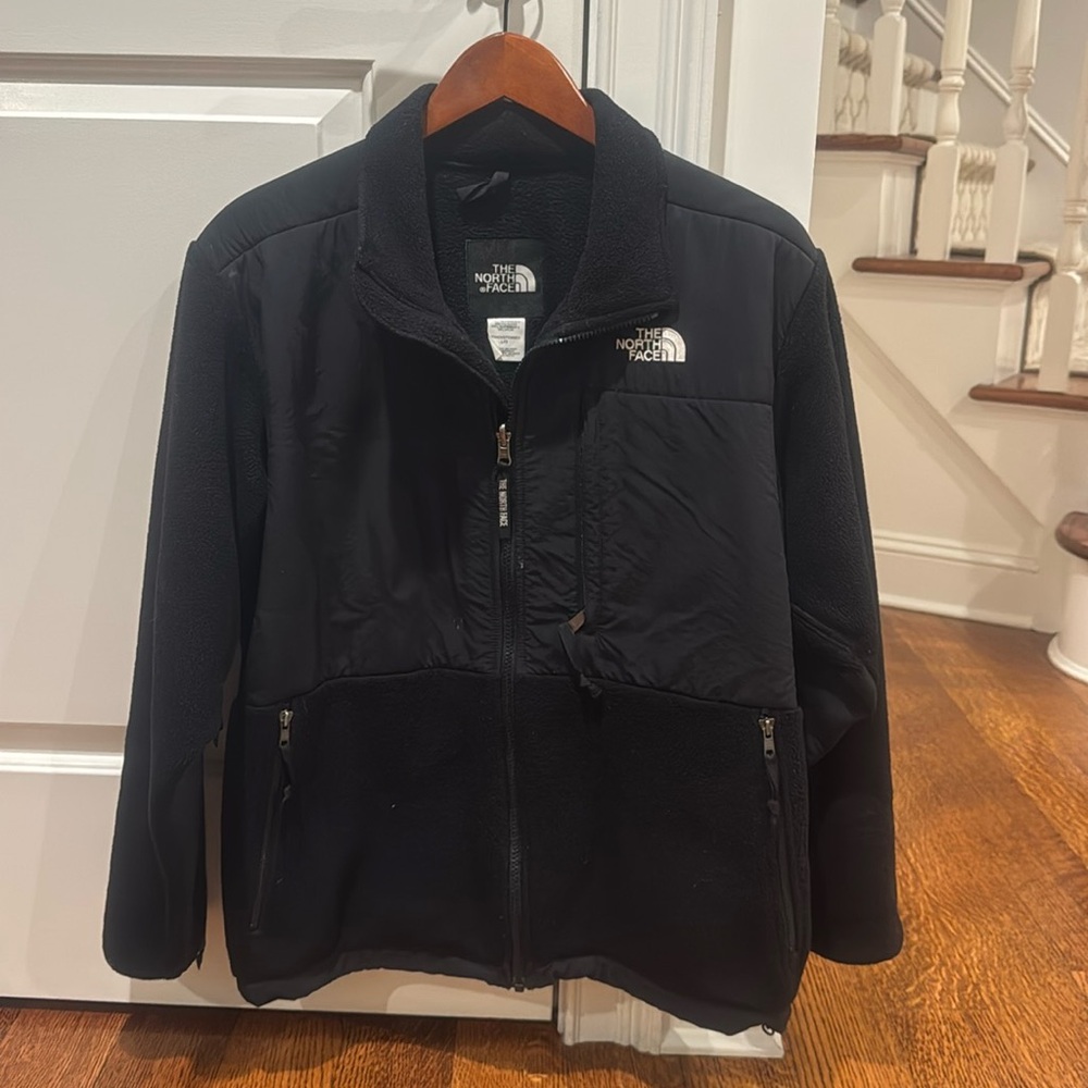 Women’s black full zip fleece jacket